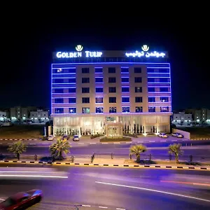 Golden Tulip Corniche Даммам